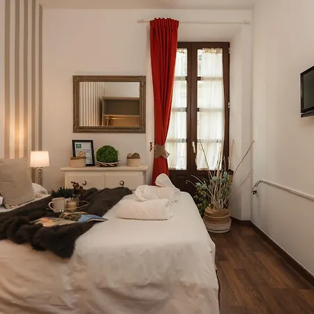 Tuguest Marques De Falces Lägenhet