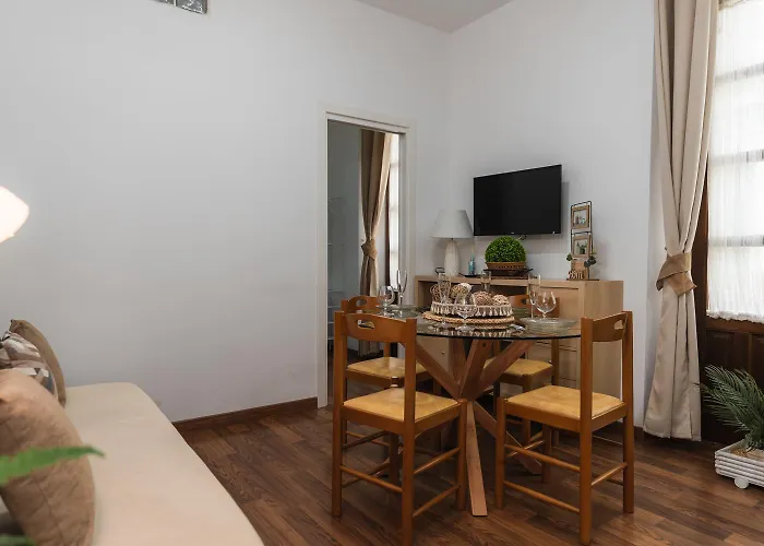 Tuguest Marques De Falces Apartment *